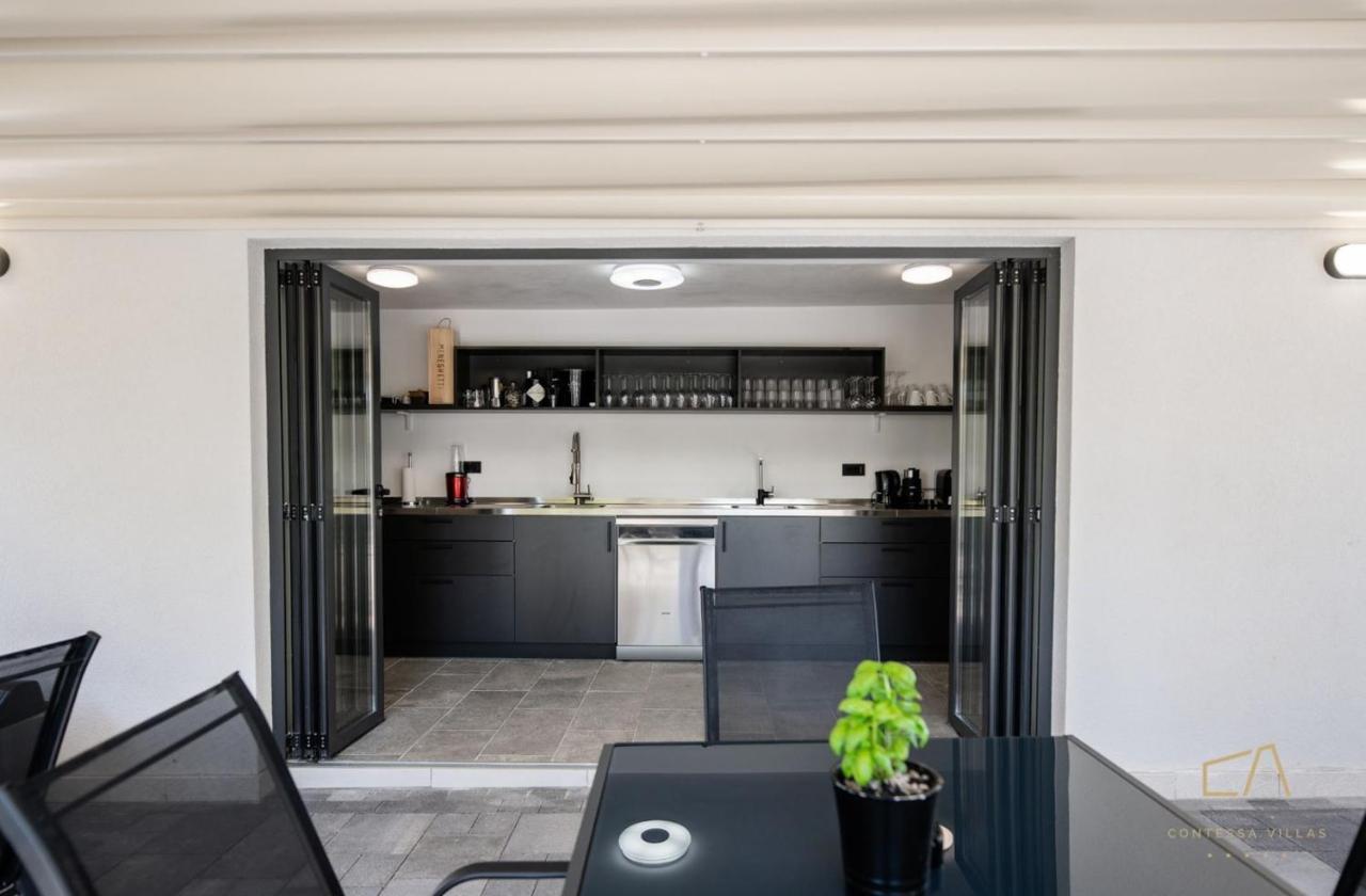 מאלינסקה Luxury Apartments In Villa Curiera חדר תמונה