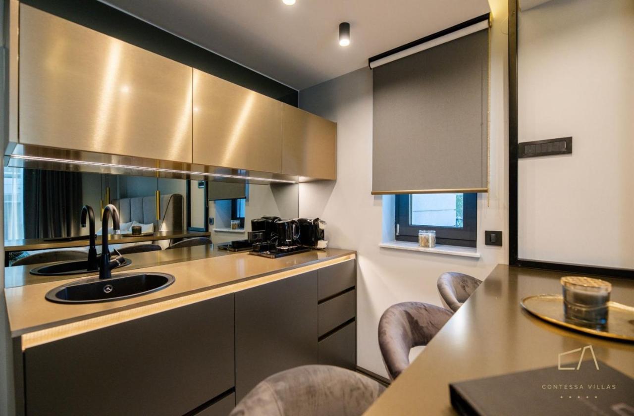 מאלינסקה Luxury Apartments In Villa Curiera חדר תמונה