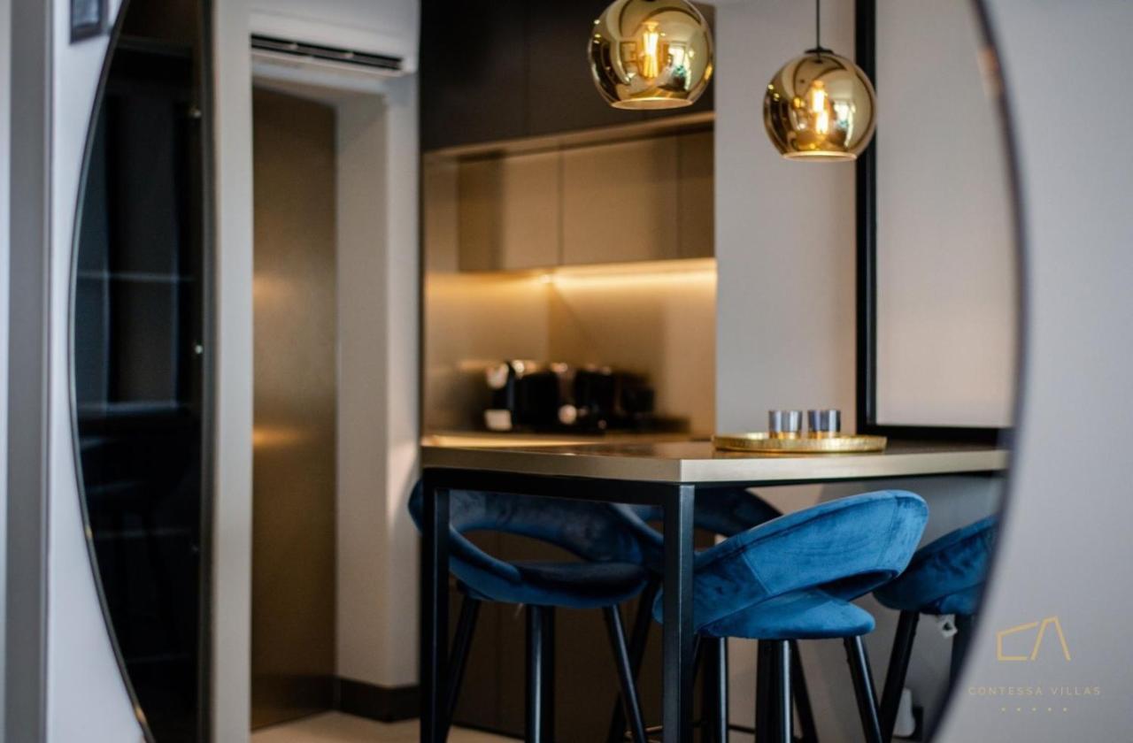 מאלינסקה Luxury Apartments In Villa Curiera חדר תמונה