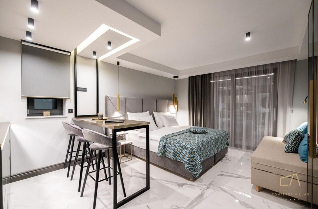 מאלינסקה Luxury Apartments In Villa Curiera חדר תמונה